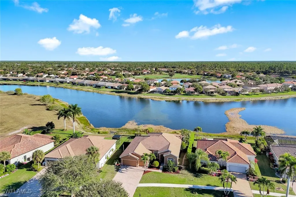 2143 Grove Drive Naples FL 34120