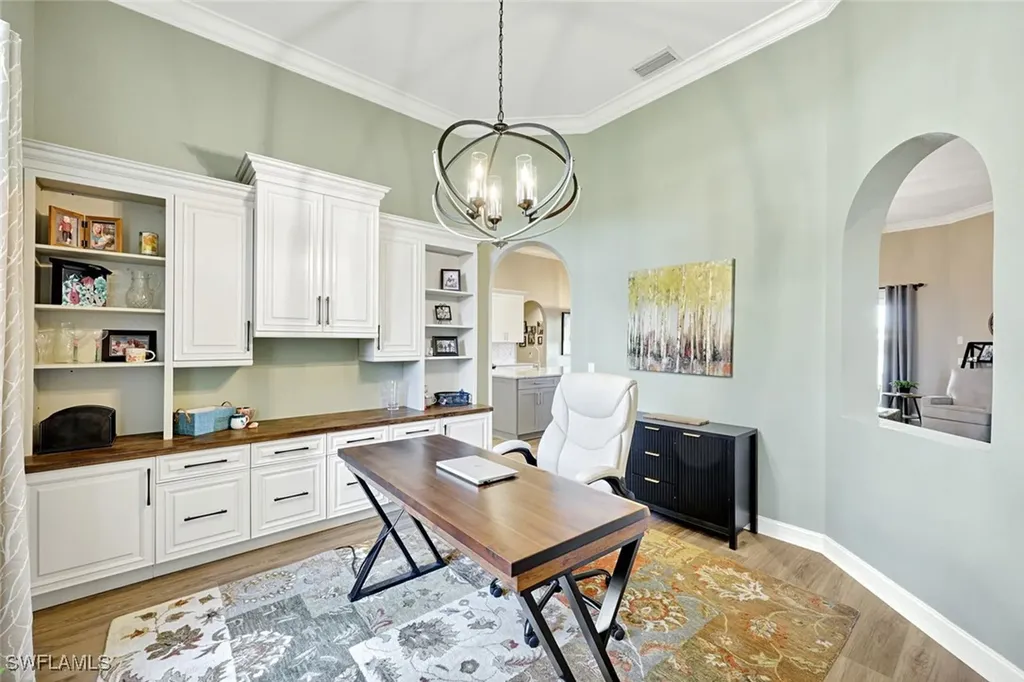 2143 Grove Drive Naples FL 34120