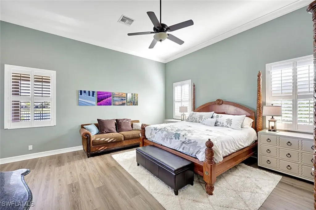 2143 Grove Drive Naples FL 34120