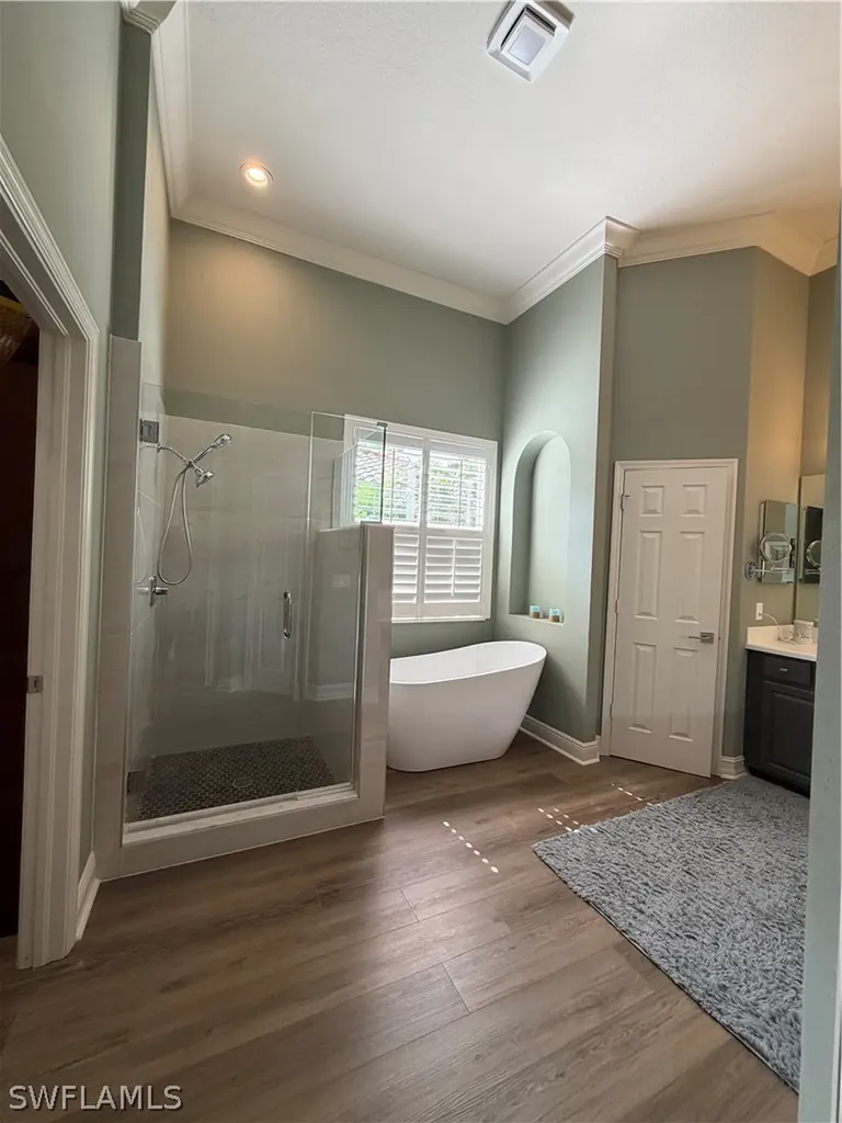 2143 Grove Drive Naples FL 34120