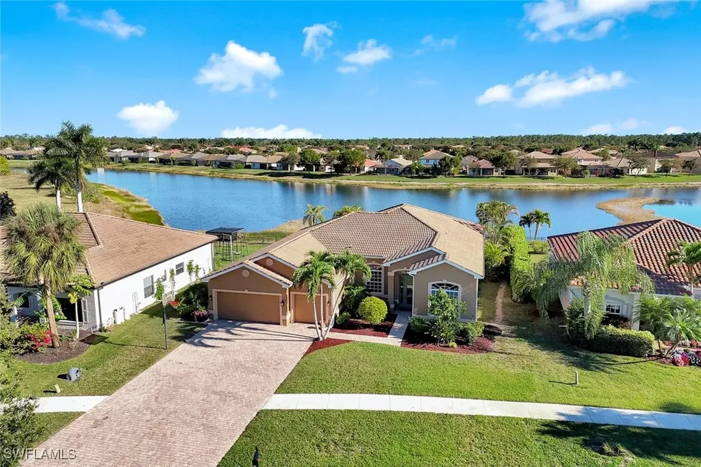 2143 Grove Drive Naples FL 34120