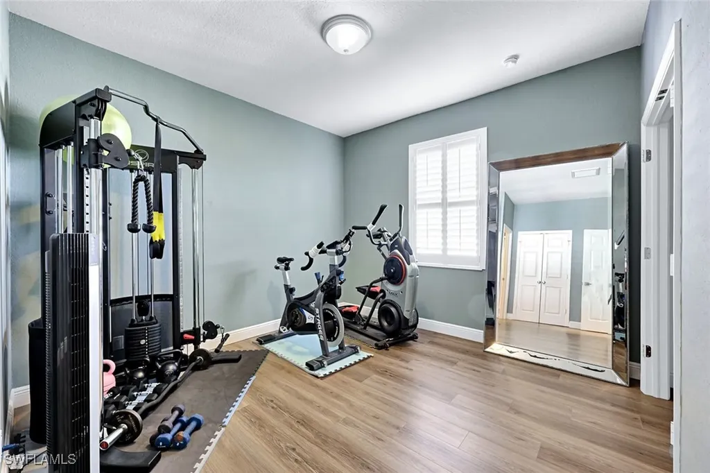 2143 Grove Drive Naples FL 34120