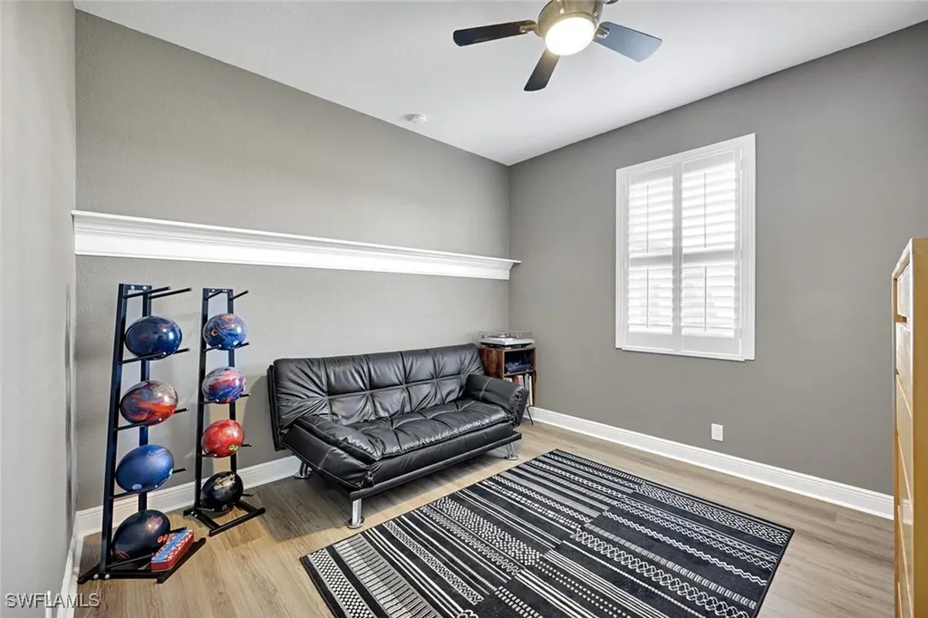 2143 Grove Drive Naples FL 34120