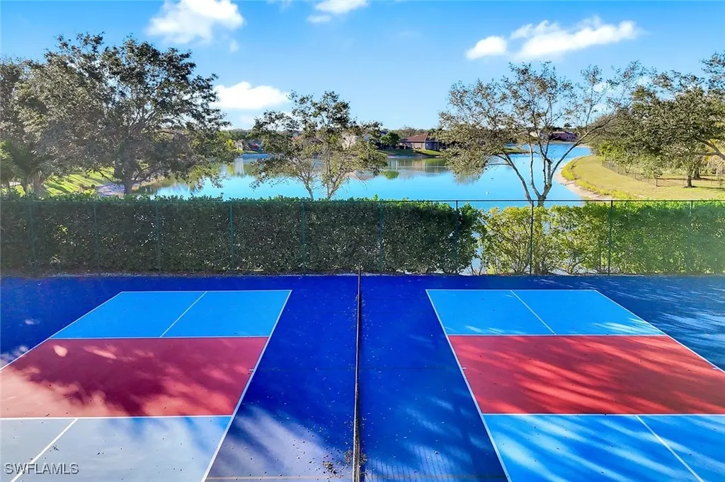 2143 Grove Drive Naples FL 34120