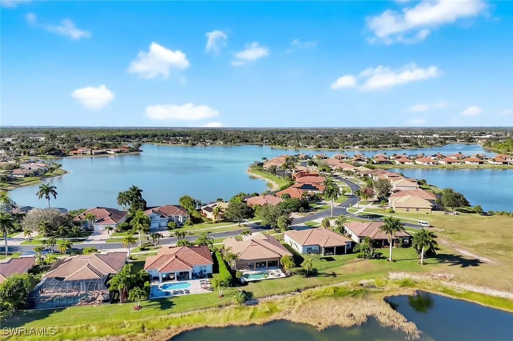 2143 Grove Drive Naples FL 34120