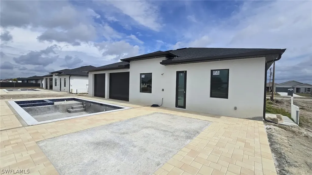 2006 Nelson Road N Cape Coral FL 33993