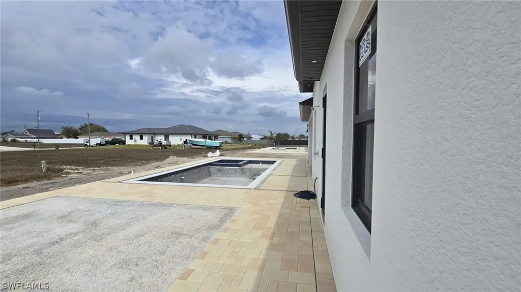 2006 Nelson Road N Cape Coral FL 33993