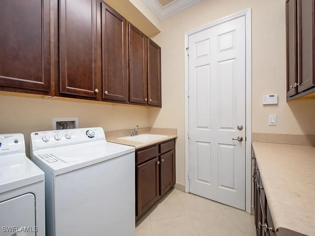 3199 Atlantic Circle Naples FL 34119
