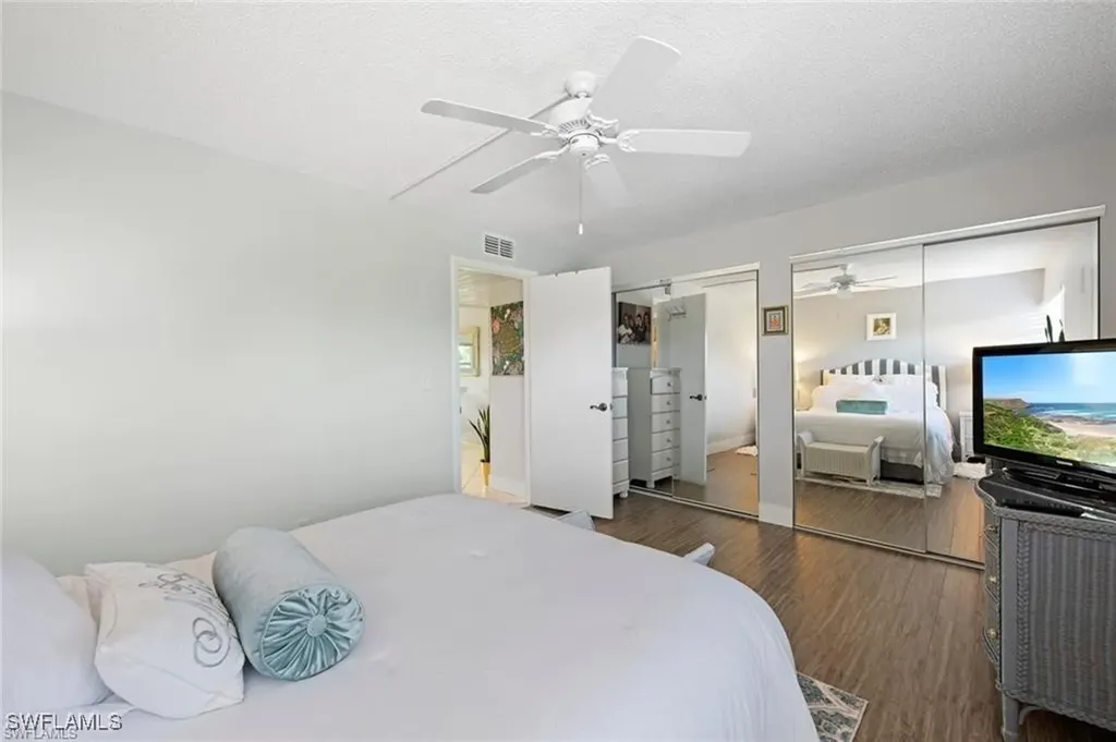 1085 Forest Lakes Drive Naples FL 34105