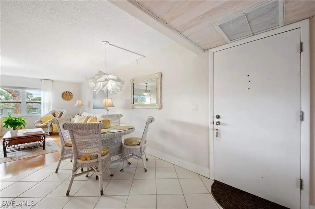 1085 Forest Lakes Drive Naples FL 34105