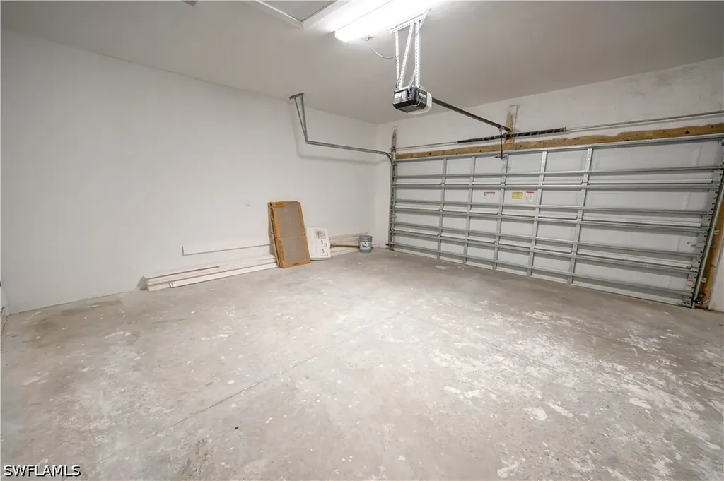 2502 E 14th Street Lehigh Acres FL 33972
