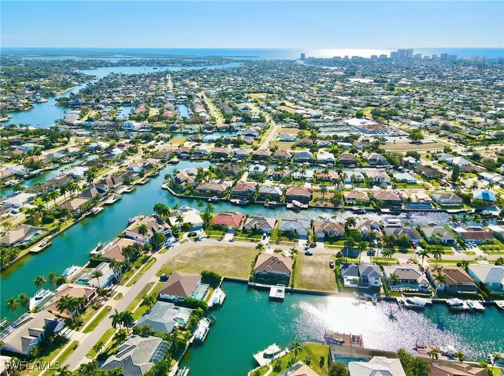 1540 Buccaneer Court Marco Island FL 34145