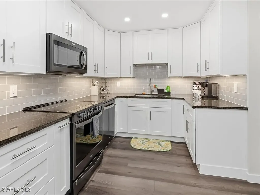 186 Harrison Road Naples FL 34112