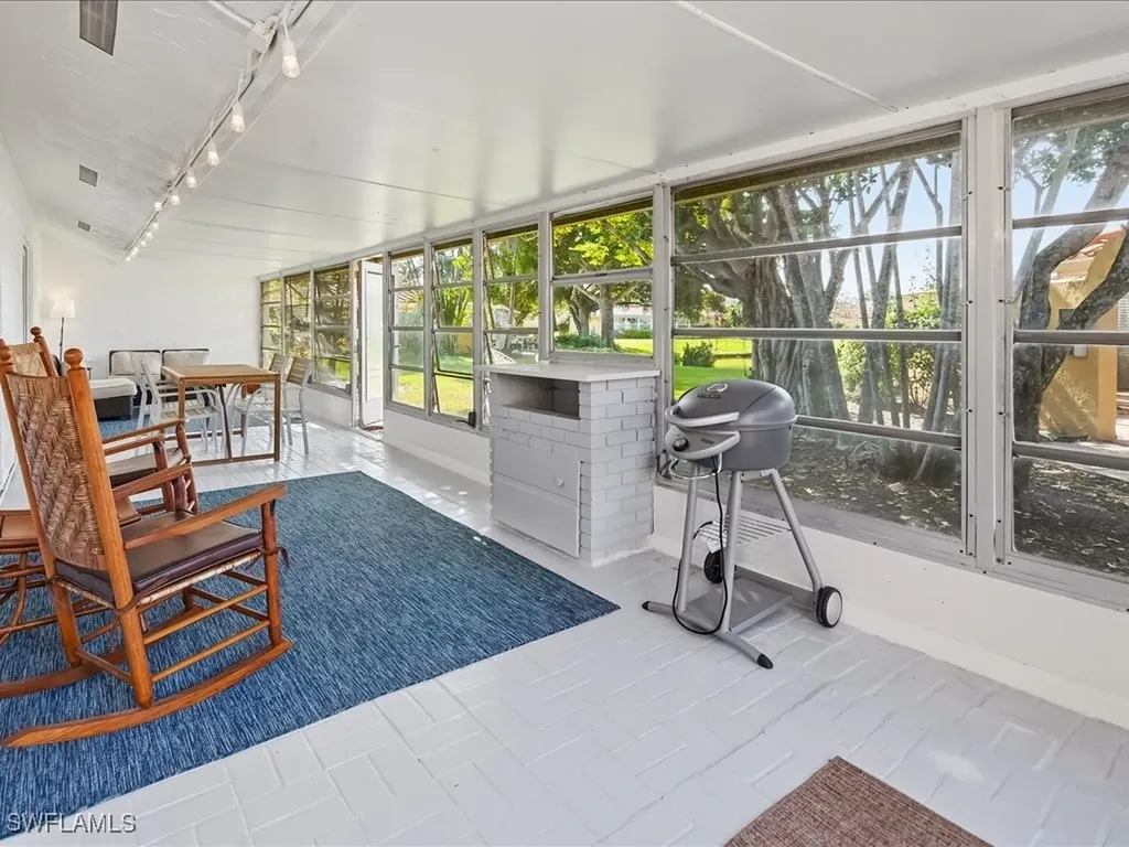186 Harrison Road Naples FL 34112