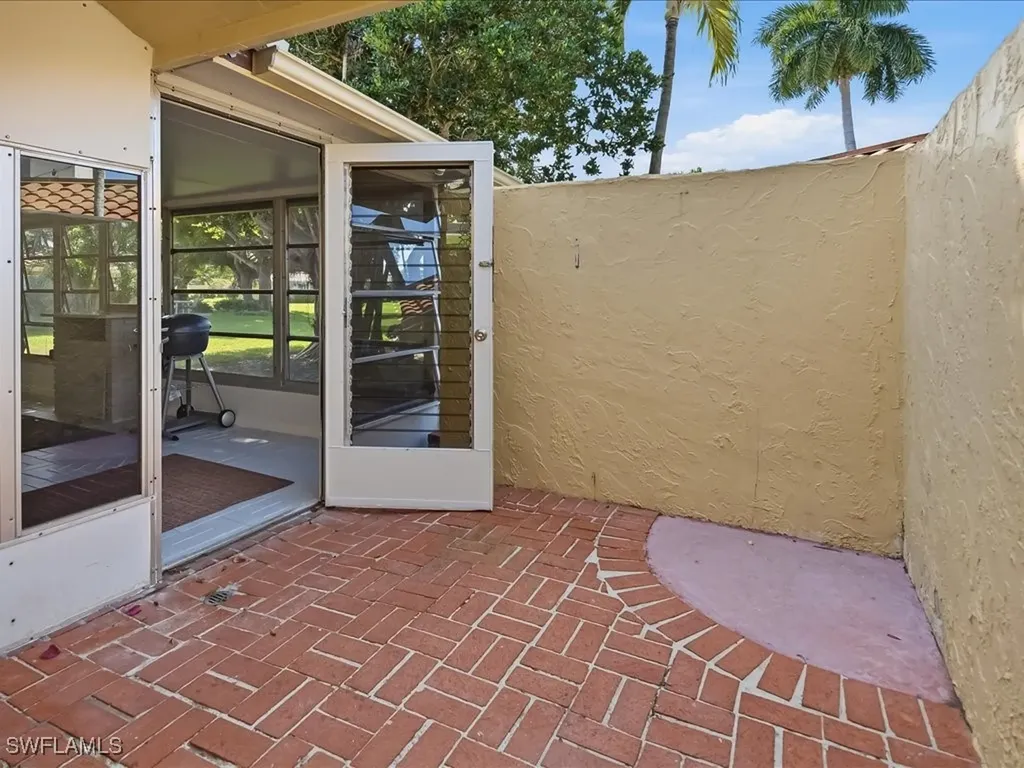 186 Harrison Road Naples FL 34112