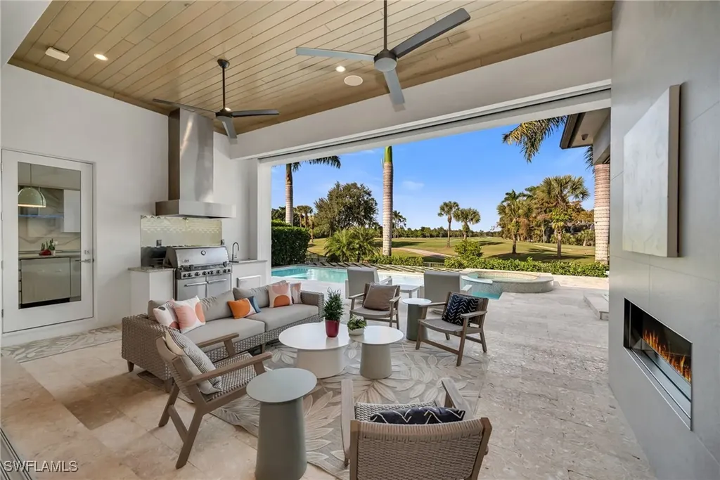 1671 Vinland Way Naples FL 34105