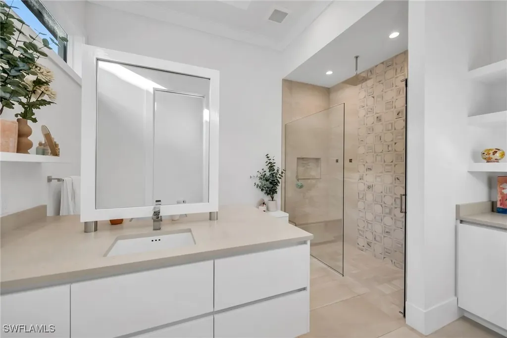 1671 Vinland Way Naples FL 34105