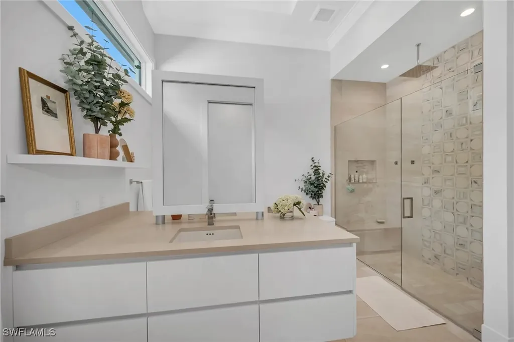 1671 Vinland Way Naples FL 34105