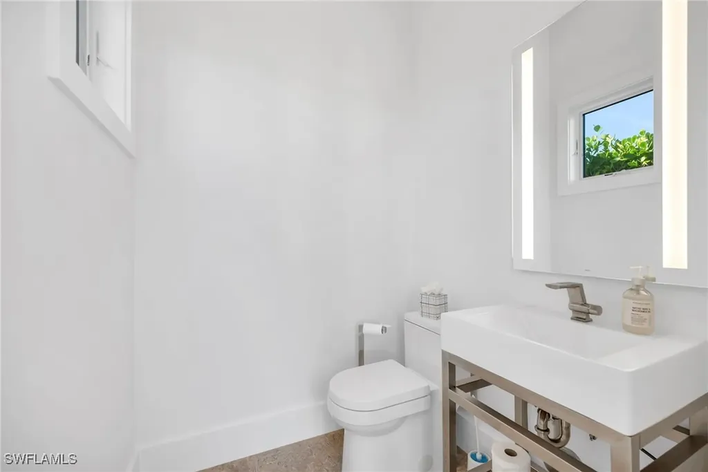 1671 Vinland Way Naples FL 34105