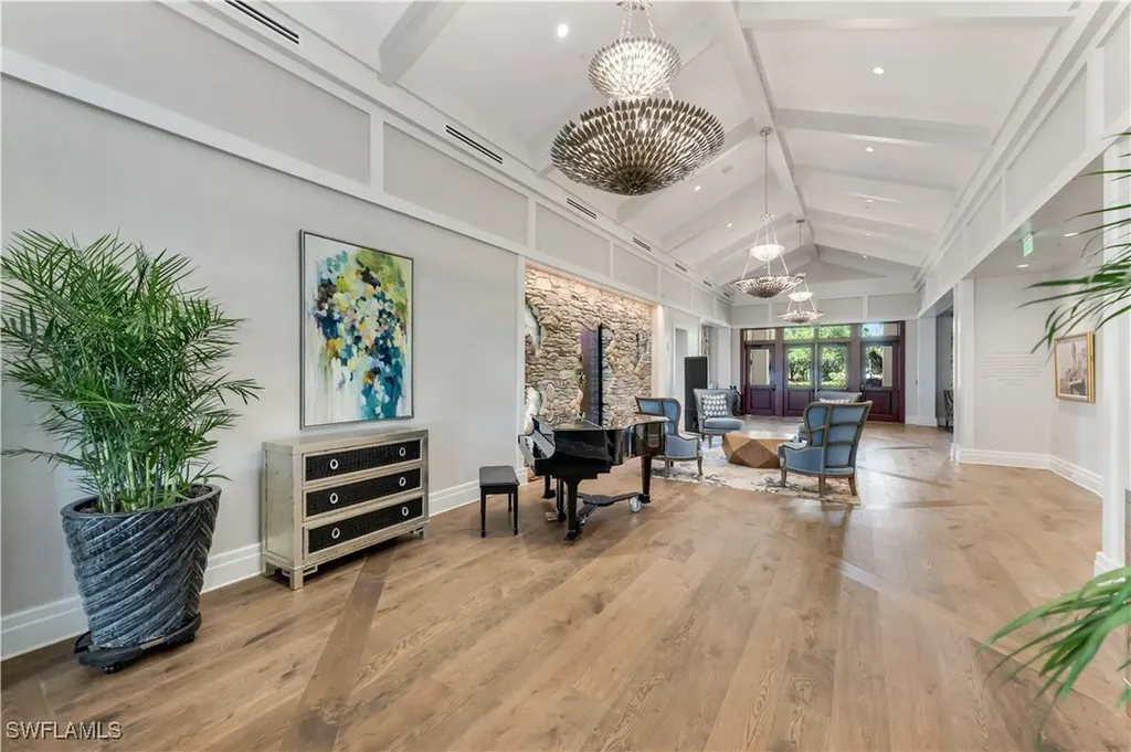 1671 Vinland Way Naples FL 34105