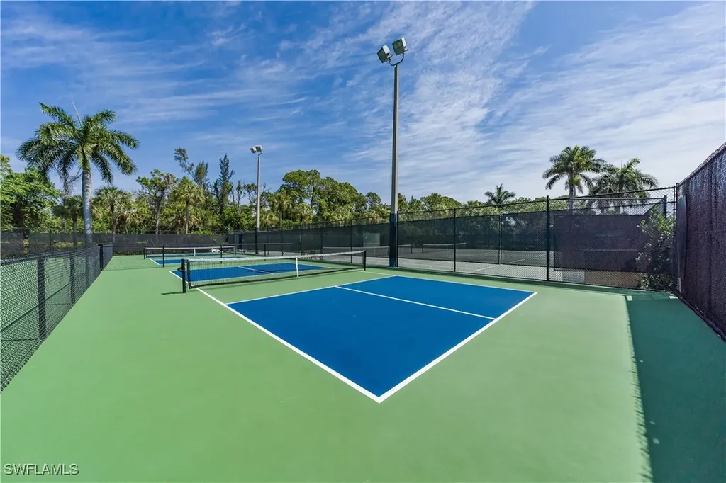 1671 Vinland Way Naples FL 34105