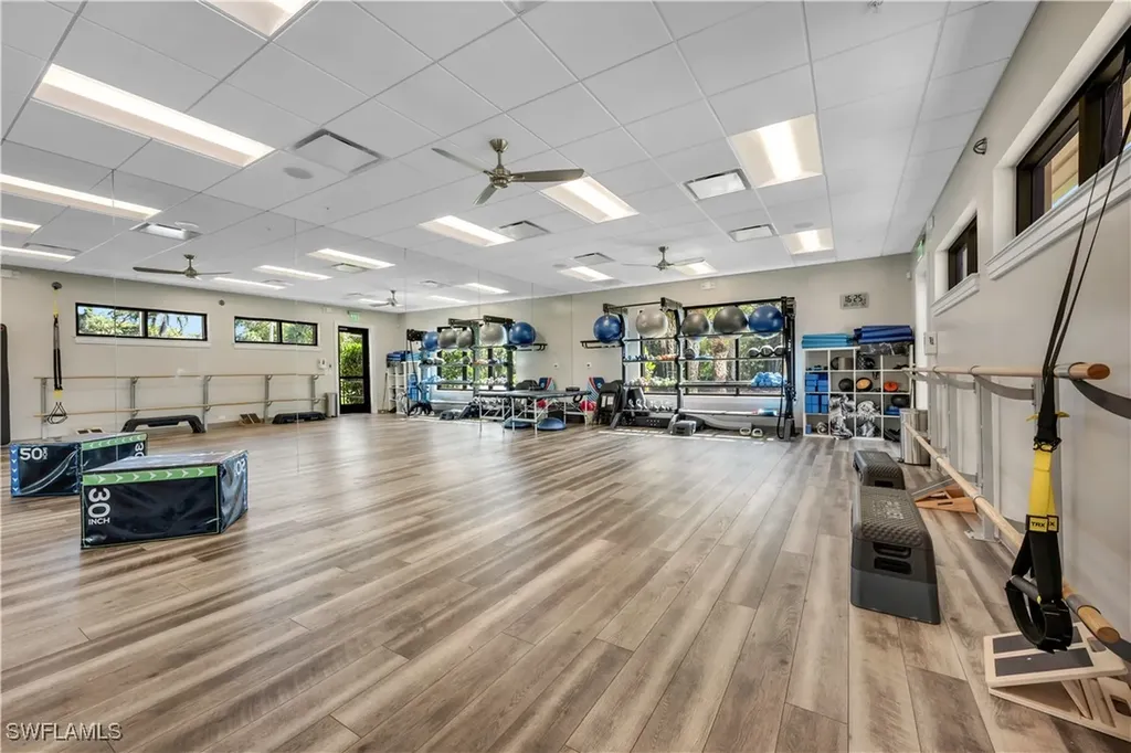 1671 Vinland Way Naples FL 34105