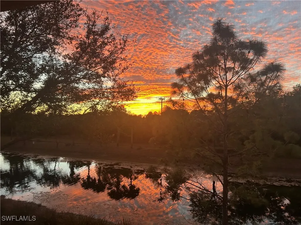 422 Valerie Way Naples FL 34104