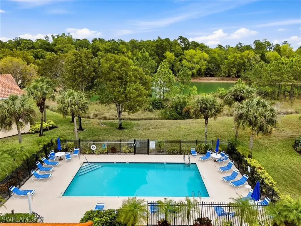 422 Valerie Way Naples FL 34104