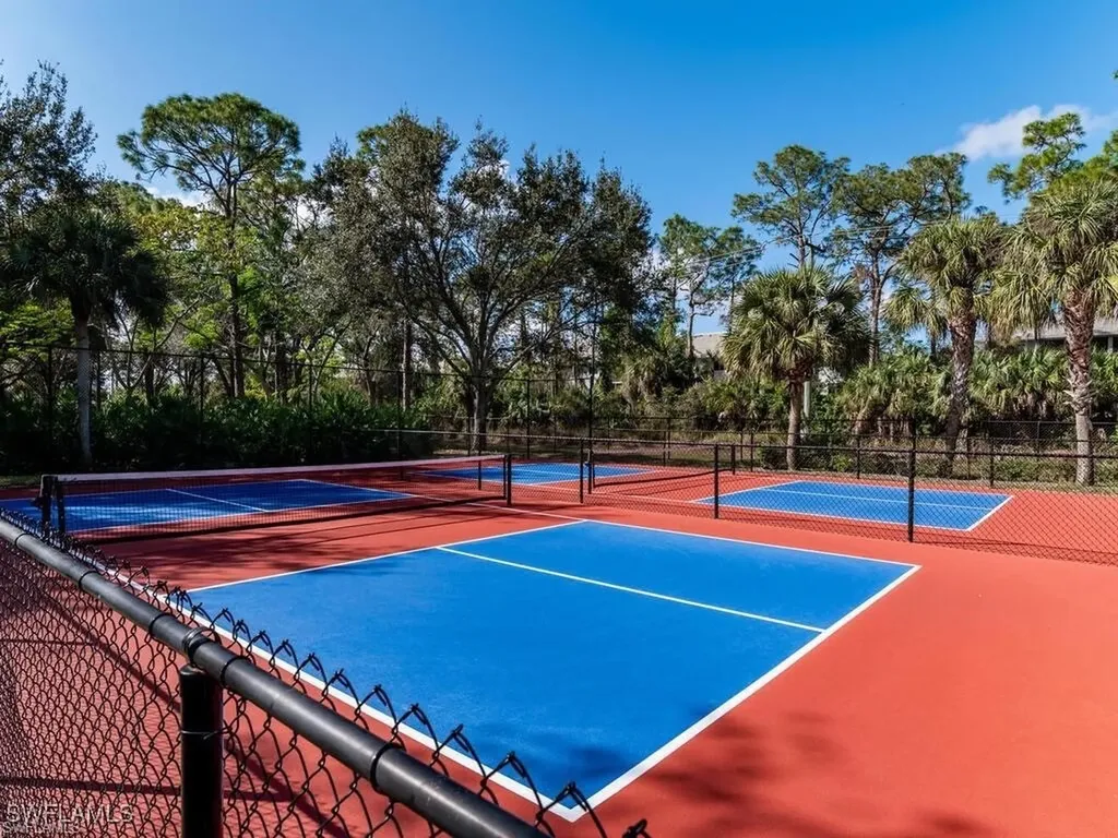 422 Valerie Way Naples FL 34104