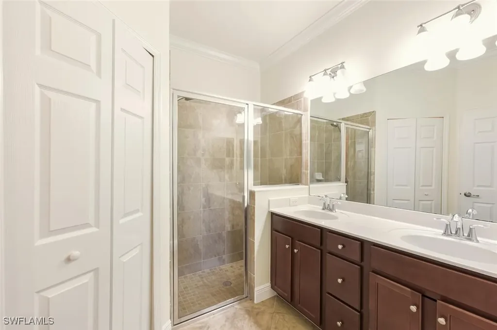 2080 Wellington Street Naples FL 34120