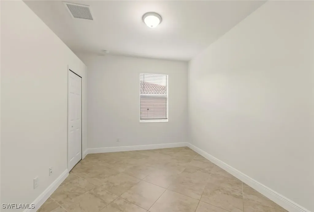 2080 Wellington Street Naples FL 34120