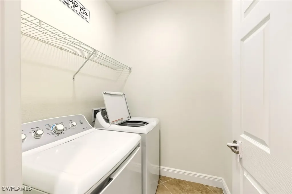 2080 Wellington Street Naples FL 34120