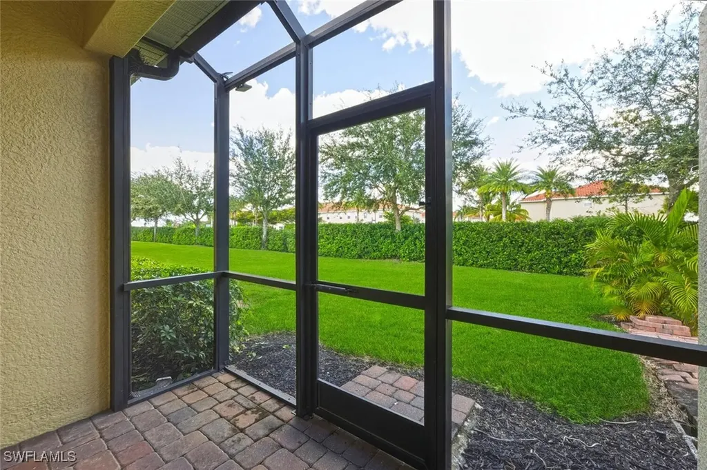 2080 Wellington Street Naples FL 34120