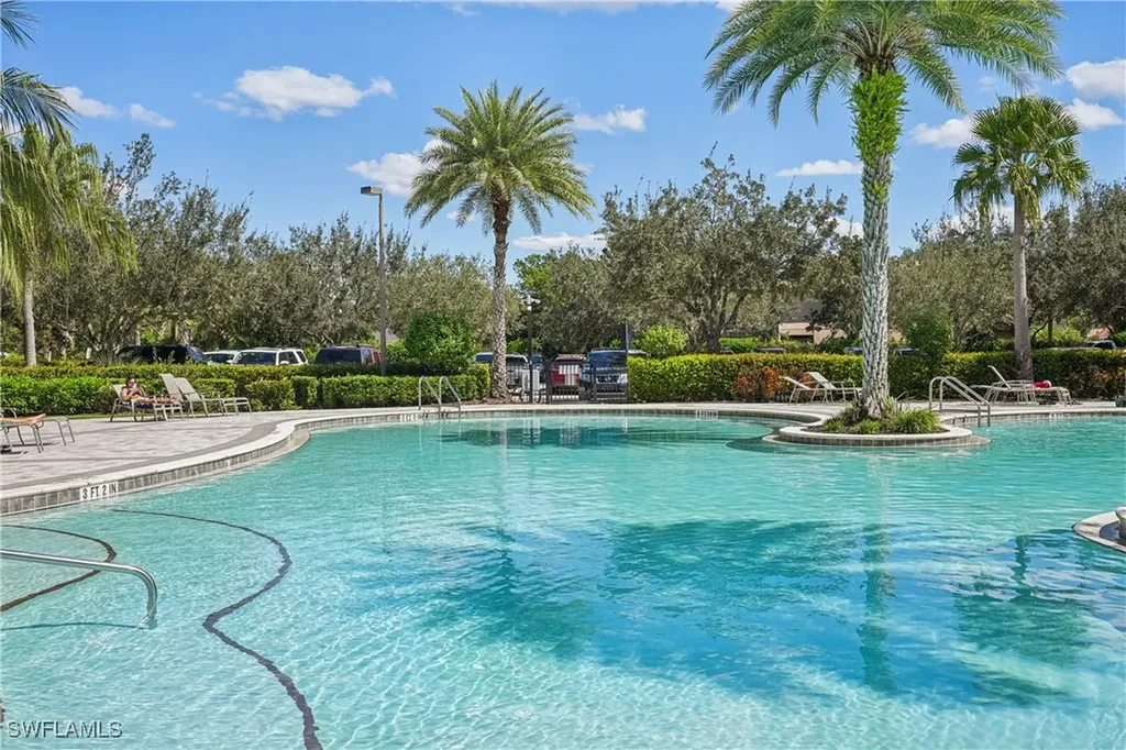 2080 Wellington Street Naples FL 34120