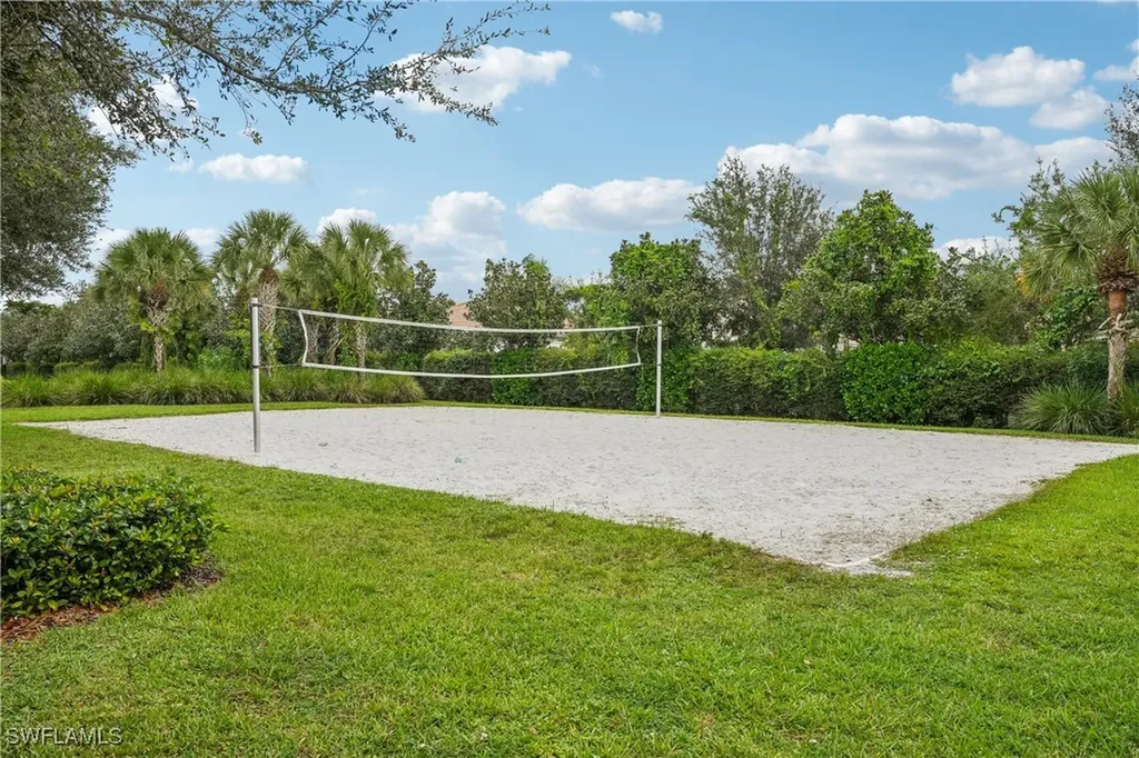 2080 Wellington Street Naples FL 34120