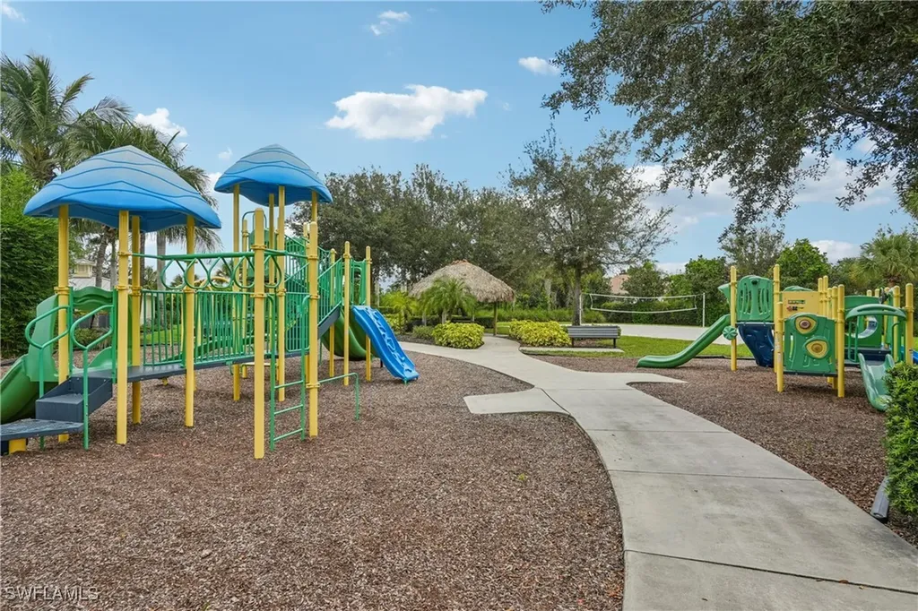 2080 Wellington Street Naples FL 34120