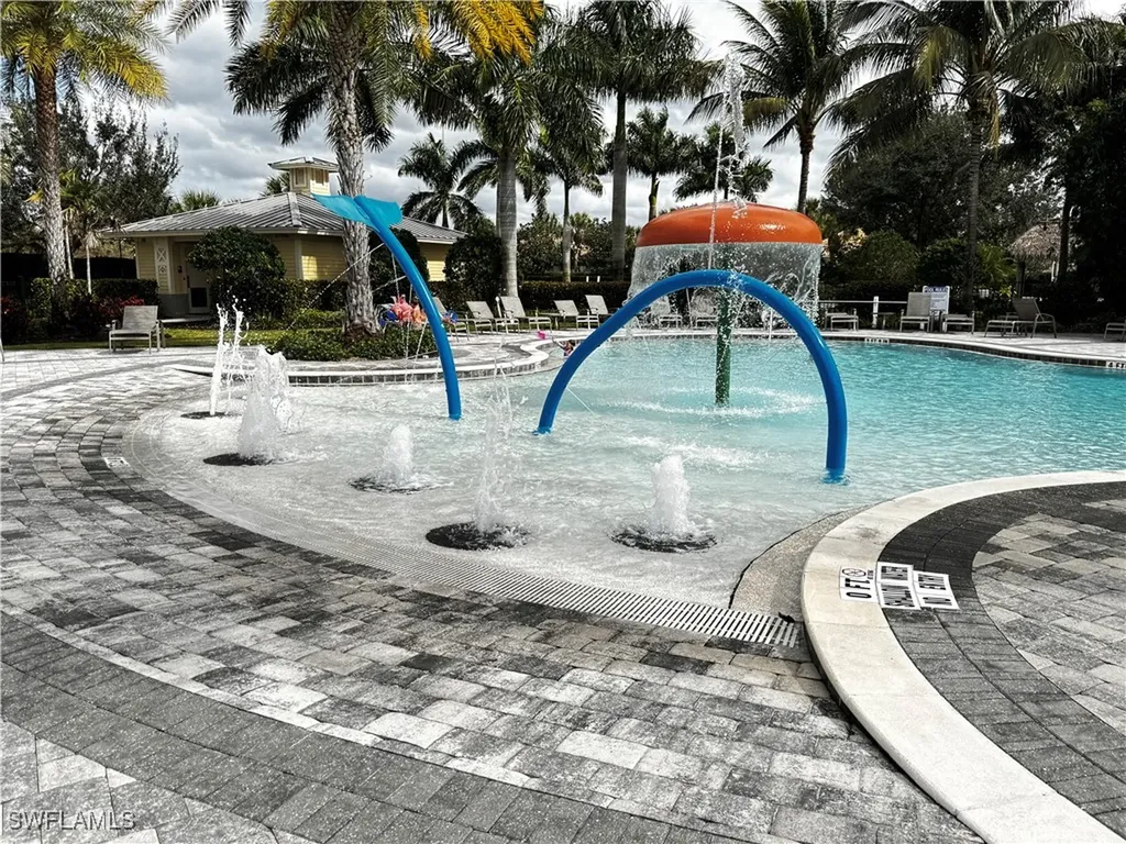 2084 Wellington Street Naples FL 34120