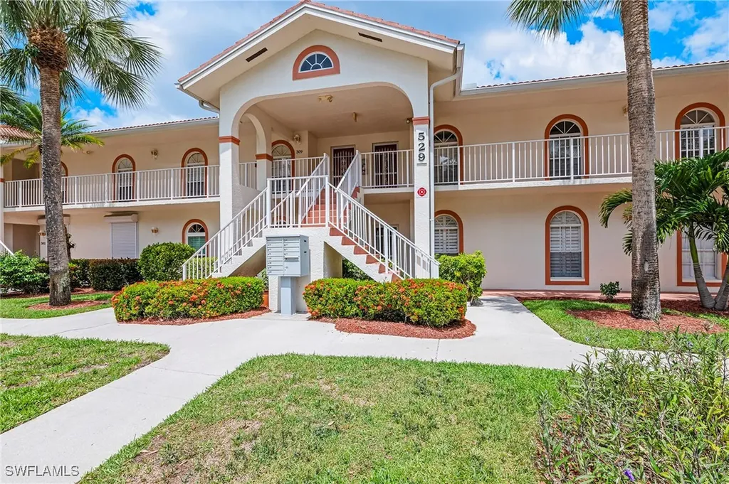 529 Mardel Drive Naples FL 34104