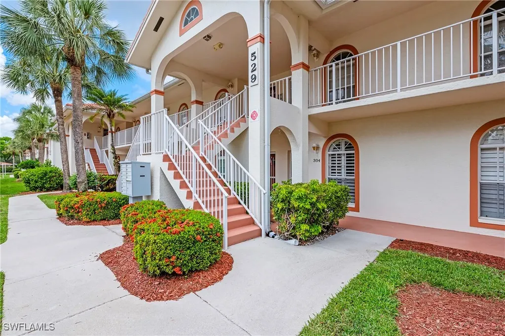 529 Mardel Drive Naples FL 34104