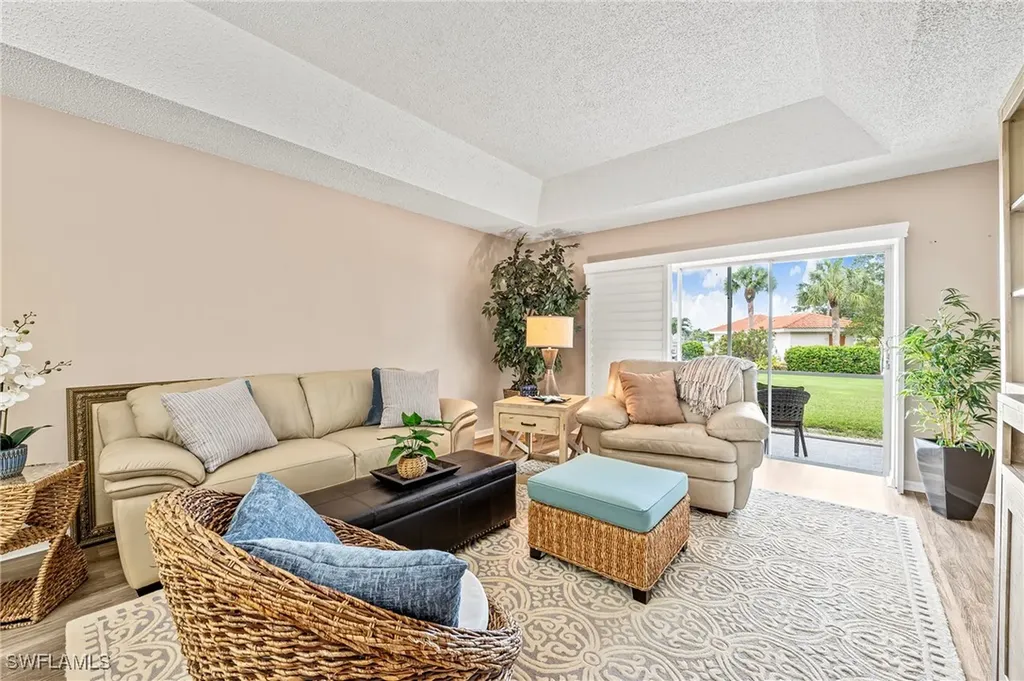 529 Mardel Drive Naples FL 34104