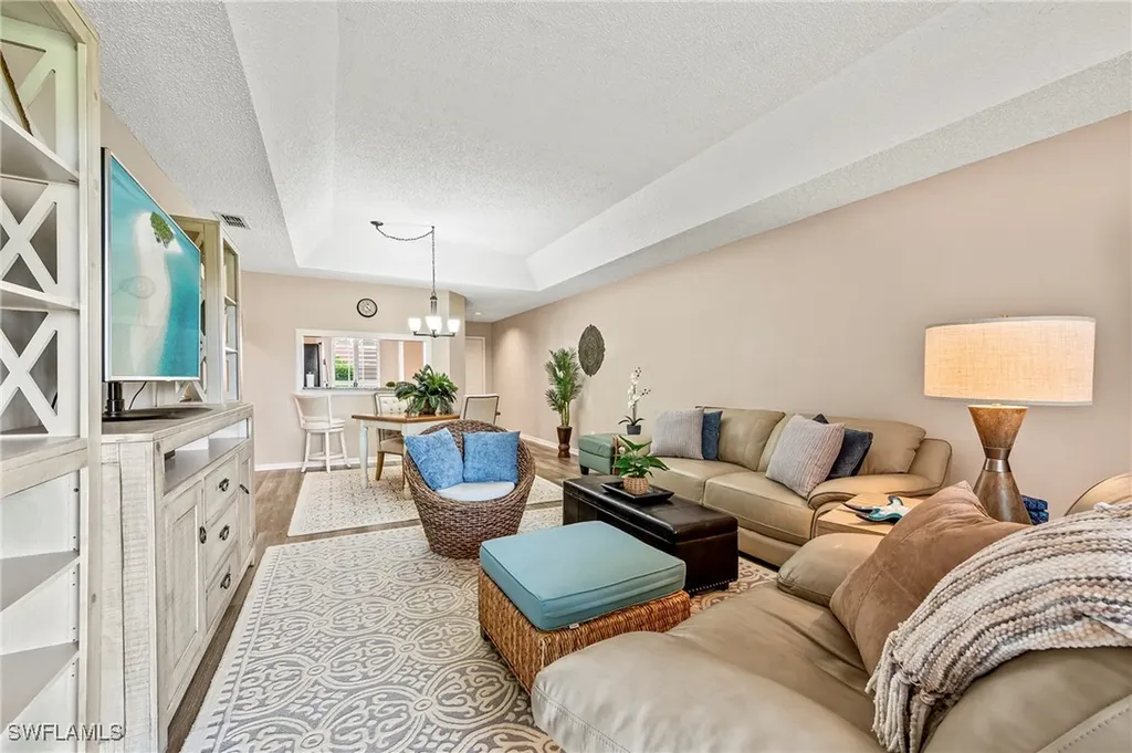 529 Mardel Drive Naples FL 34104