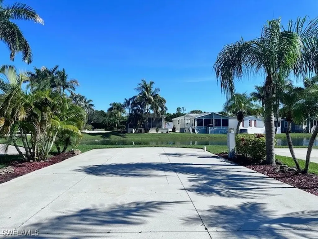 1246 Silver Lakes Boulevard Naples FL 34114