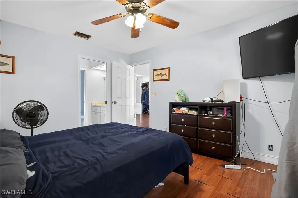 410 SE 2nd Street Cape Coral FL 33990