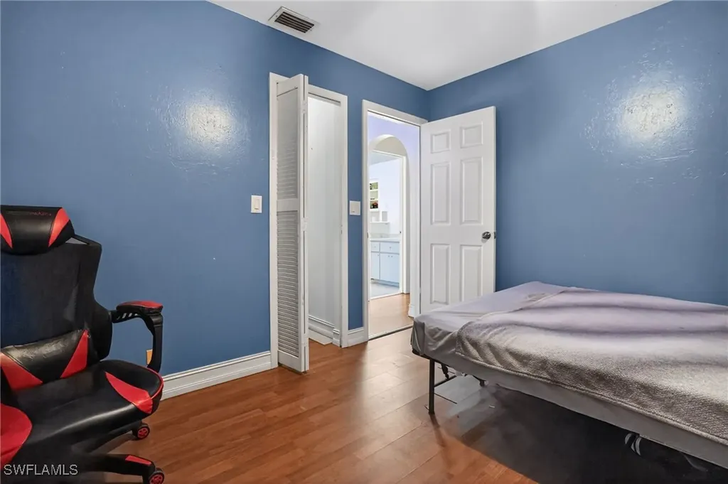 410 SE 2nd Street Cape Coral FL 33990