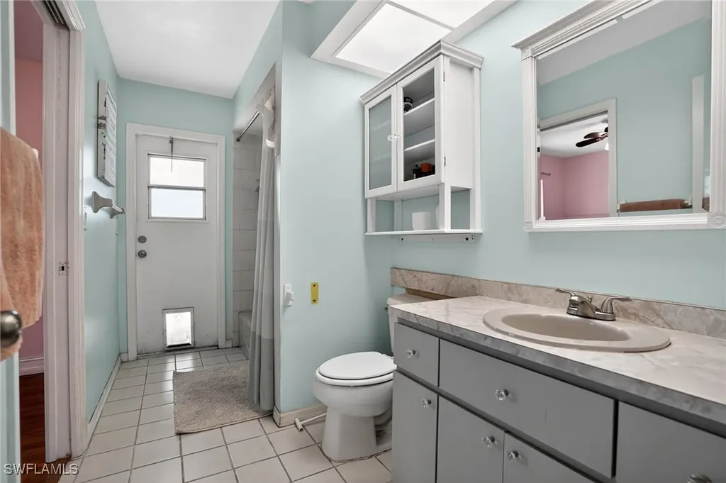 410 SE 2nd Street Cape Coral FL 33990