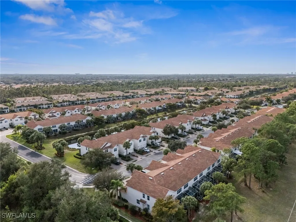 880 Hampton Circle Naples FL 34105