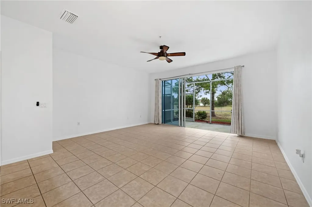 880 Hampton Circle Naples FL 34105