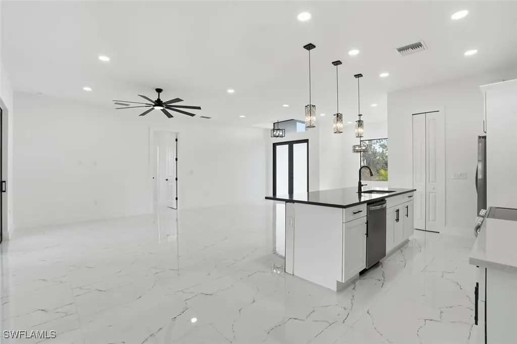 2930 20th Street SW Lehigh Acres FL 33976