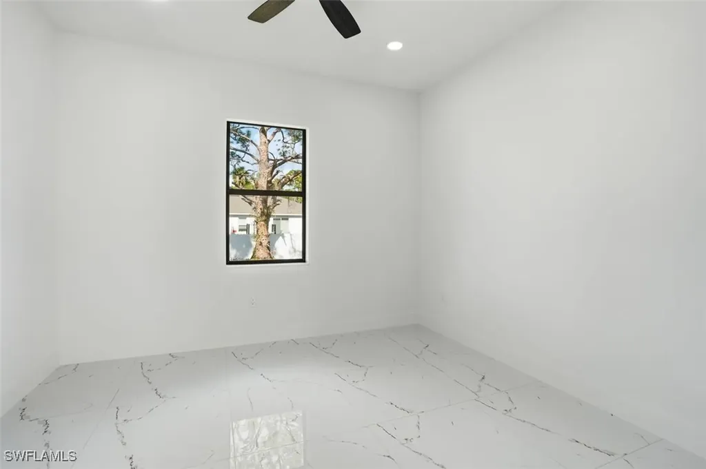 2930 20th Street SW Lehigh Acres FL 33976
