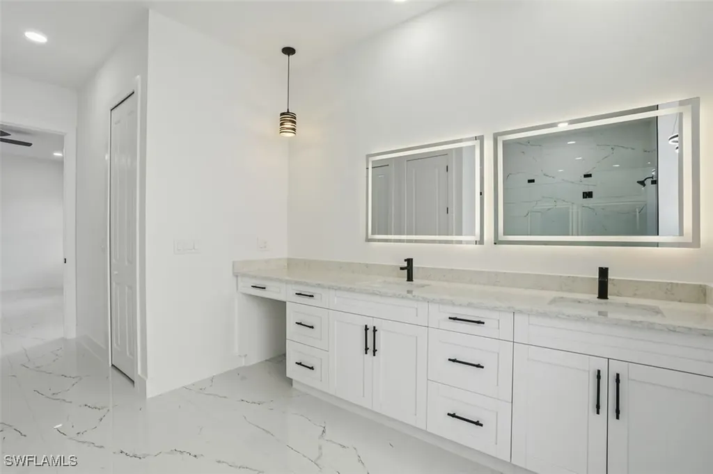 2930 20th Street SW Lehigh Acres FL 33976